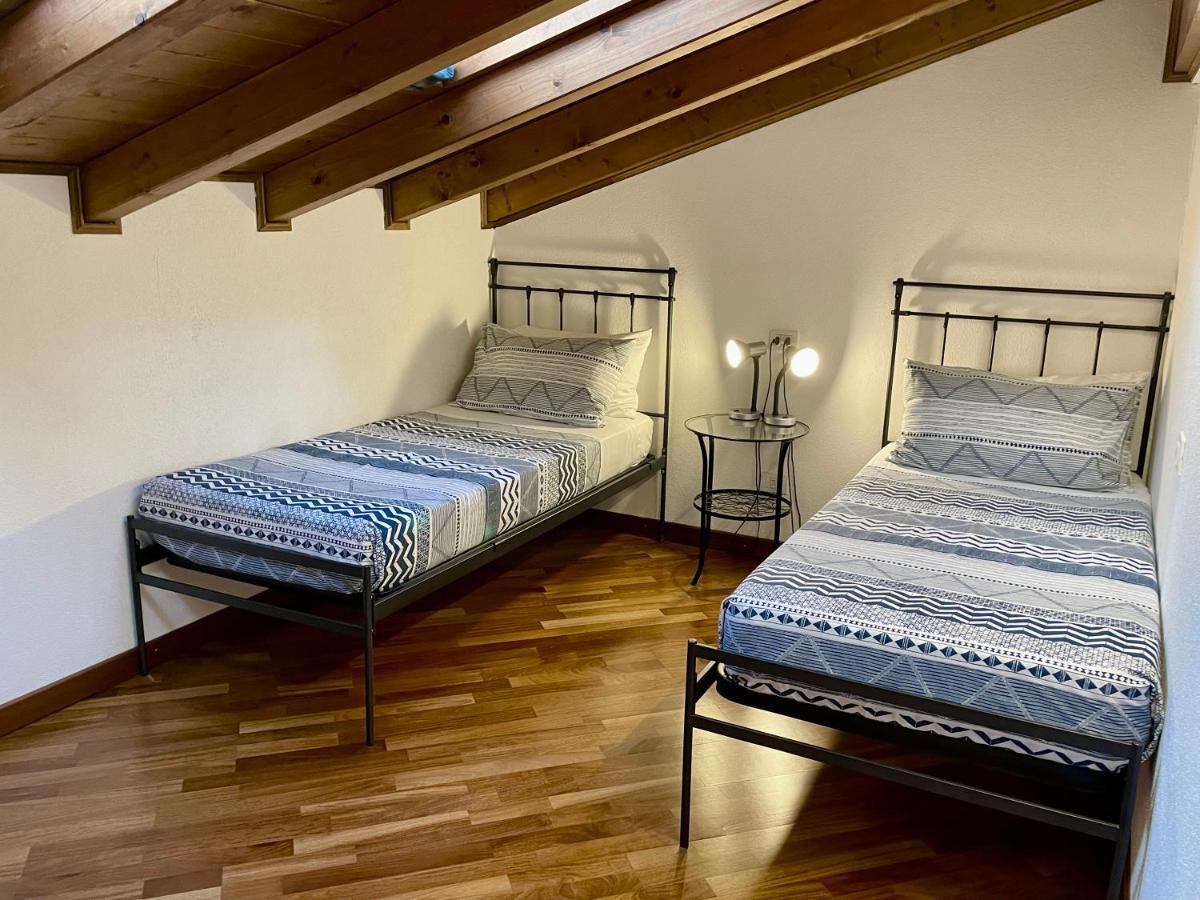 Appartamenti Casa Lory 贝拉焦 外观 照片
