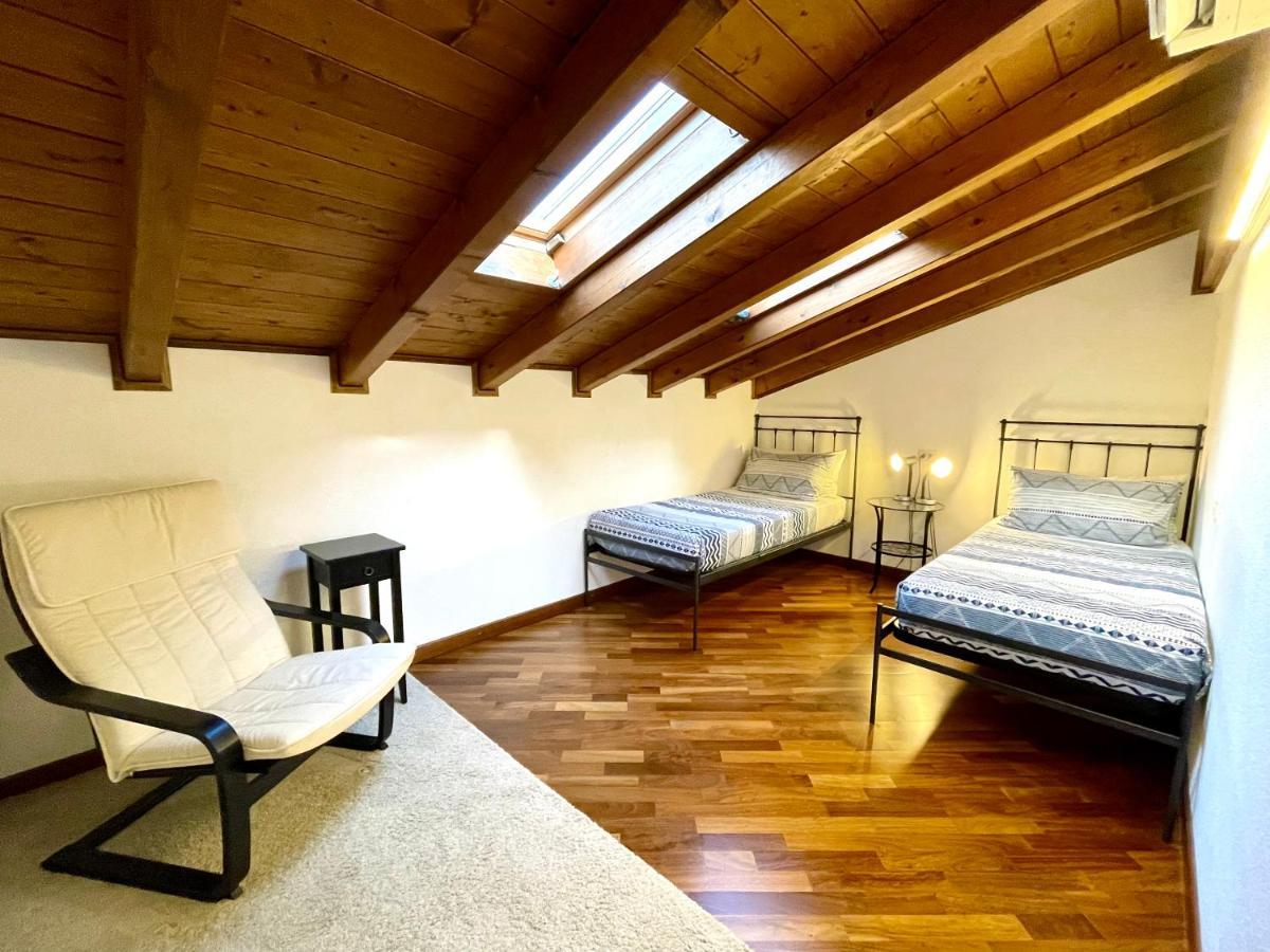 Appartamenti Casa Lory 贝拉焦 外观 照片