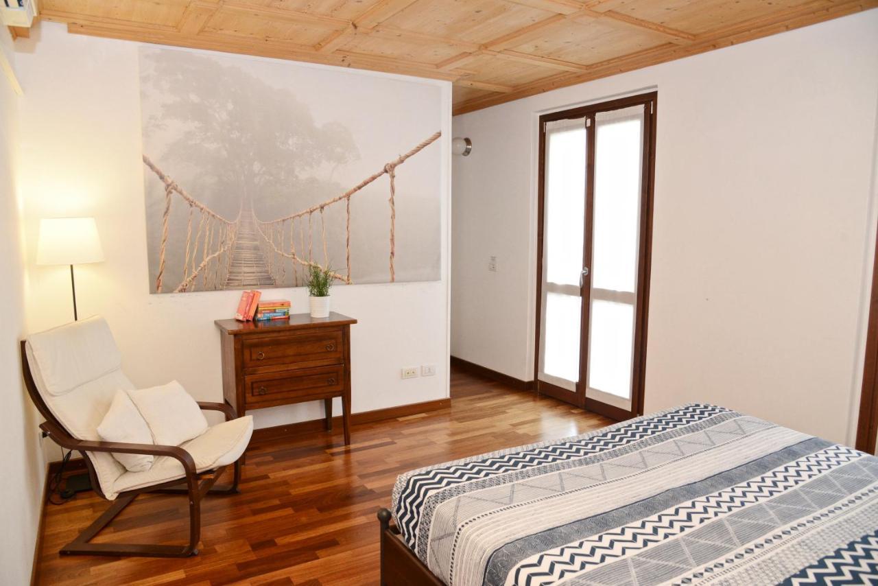 Appartamenti Casa Lory 贝拉焦 外观 照片